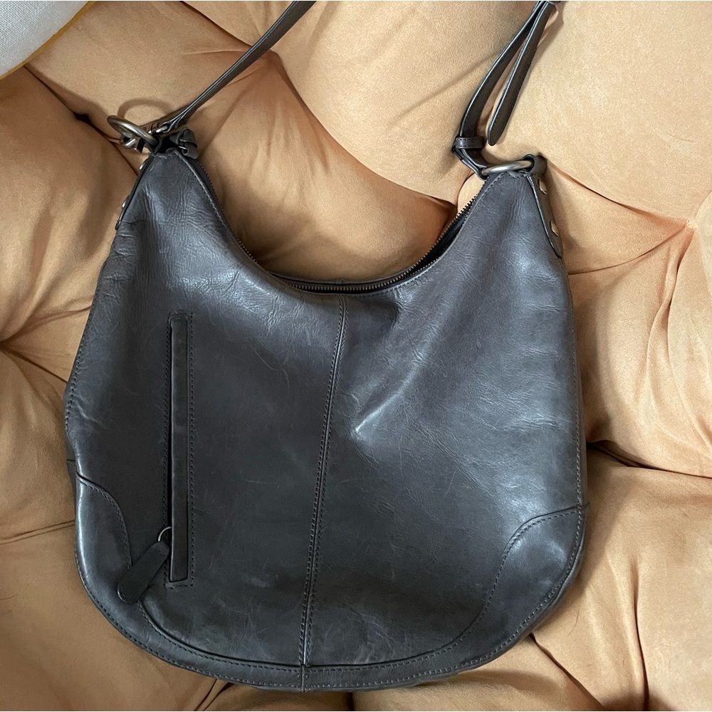Frye Melissa Hobo bag in Carbon Grey
